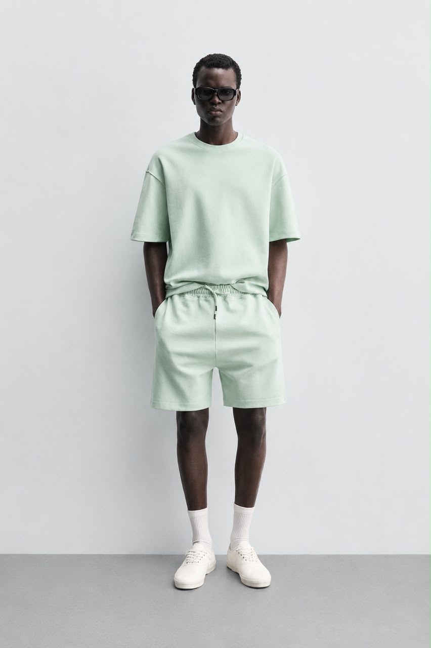 Round Zara Short Sleeve T-Shirt